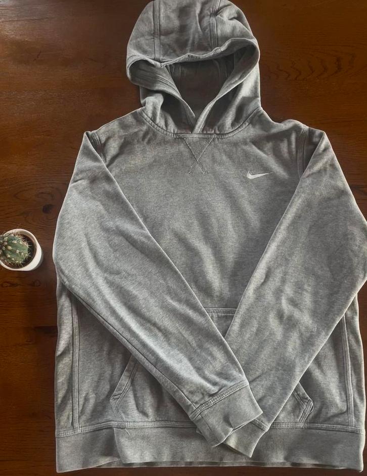 Nike trui, Kleding | Heren, Truien en Vesten, Zo goed als nieuw, Maat 46 (S) of kleiner, Grijs, Ophalen of Verzenden