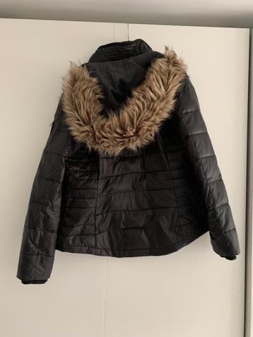 Winterjas esprit beschikbaar voor biedingen