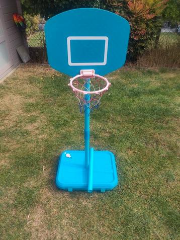 Basketbal set beschikbaar voor biedingen