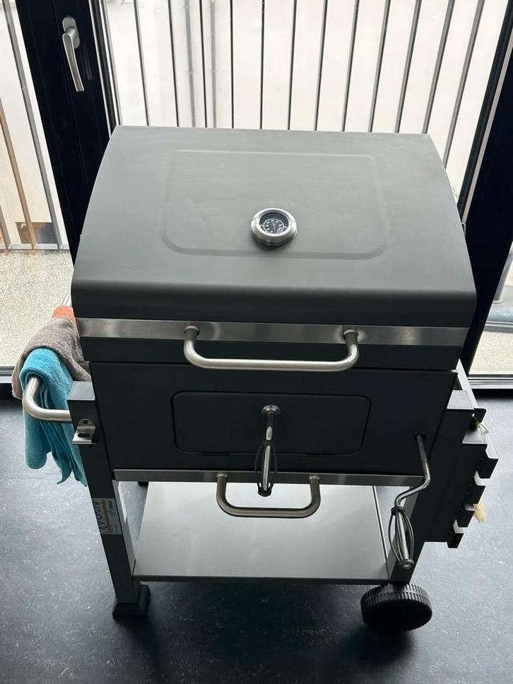 BBQ voor rokers en grills, Tuin en Terras, Houtskoolbarbecues, Gebruikt, Ophalen