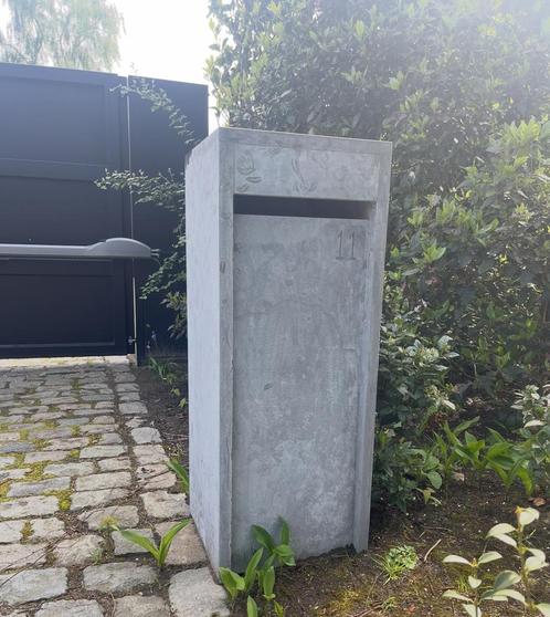 Brievenbus Arduin blauwsteen 105 x 40 x 40cm, Tuin en Terras, Brievenbussen, Zo goed als nieuw, Ophalen