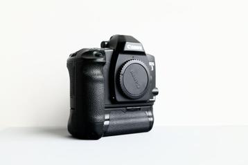 BOITIER CANON EOS 3 ARGENTIQUE beschikbaar voor biedingen