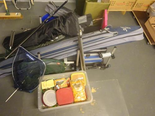 Visgerief allerlei - totaalpakket in goede staat, Watersport en Boten, Hengelsport | Algemeen, Zo goed als nieuw, Complete hengel