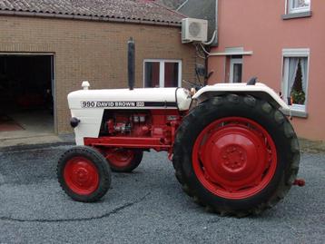 tractor beschikbaar voor biedingen