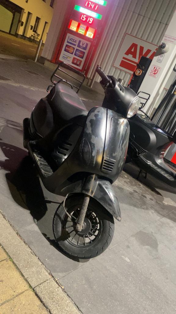 La Souris Sourini R 2024, Fietsen en Brommers, Brommeronderdelen | Scooters, Gebruikt, Ophalen