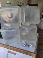 Set van 5 lege wijncontainers, Ophalen