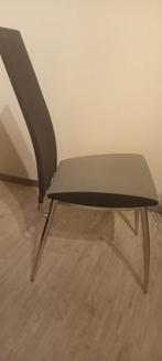 stoelen, Enlèvement