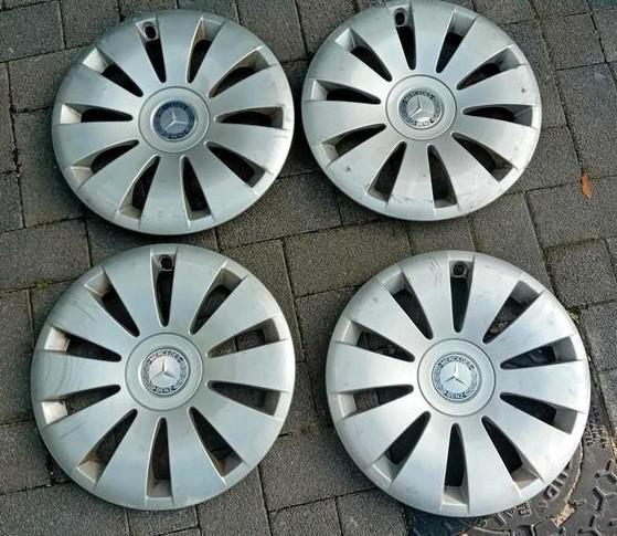 Originele wieldeksels wieldoppen Mercedes A B 15inch  🚖, Autos : Divers, Enjoliveurs, Utilisé, Enlèvement ou Envoi