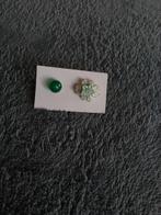 Boucles d'oreilles dépareillées vert / menthe, Bijoux, Sacs & Beauté, Boucles d'oreilles, Comme neuf, Vert, Autres matériaux, Puces ou Clous