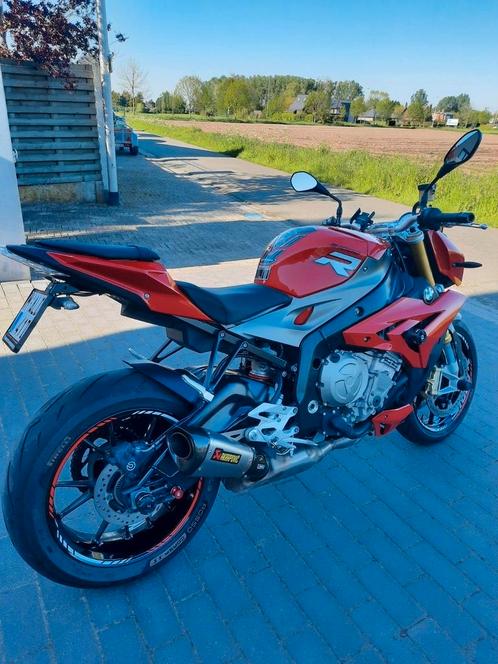 Bmw s1000r 15 000 kilometer Akrapovic full option, Motoren, Motoren | BMW, Particulier, Ophalen