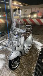 Vespa primavera, Fietsen en Brommers, Scooters | Vespa, Ophalen, Zo goed als nieuw, Benzine, 50 cc