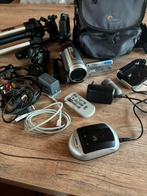 JVC camera met statief en toebehoren, TV, Hi-fi & Vidéo, Caméscopes numériques, Comme neuf, Enlèvement, JVC, Caméra