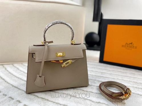 Mini Kelly, Handtassen en Accessoires, Tassen | Damestassen, Handtas, Beige, Ophalen of Verzenden