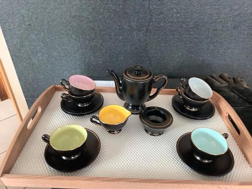 Vintage koffie/thee servies Gouda Holland, Antiek en Kunst, Antiek | Servies compleet, Ophalen of Verzenden