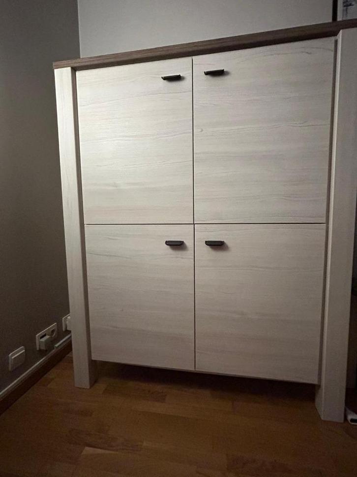 wandkast, Huis en Inrichting, Kasten | Wandmeubels, Zo goed als nieuw, 100 tot 150 cm, Minder dan 150 cm, 25 tot 50 cm, Met deur(en)