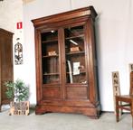 Hoge antieke Franse Louis Philippe boekenkast eik H 221 B150, Antiek en Kunst, Ophalen