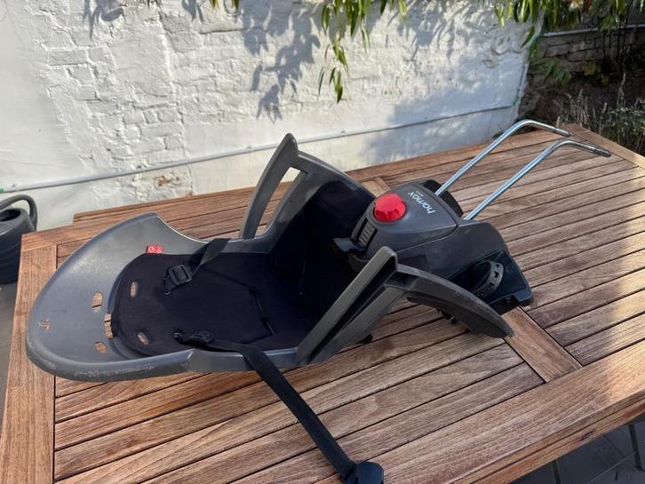 Siège vélo Hamax Siesta, Fietsen en Brommers, Fietsaccessoires | Fietsstoeltjes, Gebruikt, Achterzitje, 15 t/m 25 kg, Voetsteuntjes