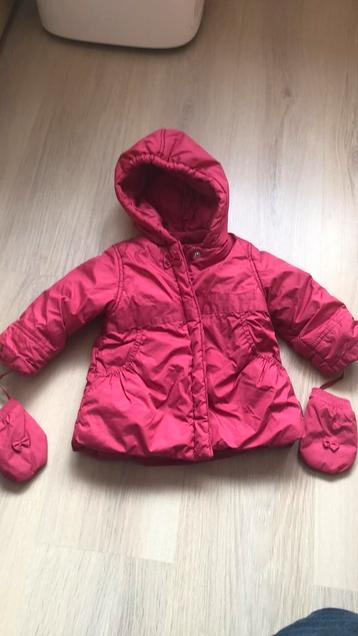 Roze jas beschikbaar voor biedingen