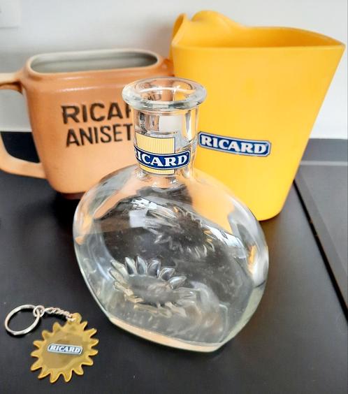 Ricard set 3 karaf, Anisette keramiek, glas, Robert Stadler, Collections, Verres & Petits Verres, Comme neuf, Enlèvement ou Envoi