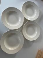 Set van 4 oude Villeroy & Boch soepborden, Huis en Inrichting, Ophalen, Gebruikt, Effen, Bord(en)