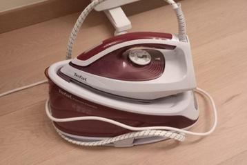 Fer à repasser à vapeur TEFAL Express Essential, Enlèvement, Comme neuf, Fer à repasser avec cordon