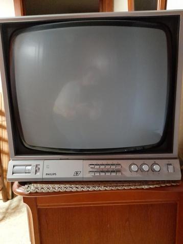 Vintage Philips tv, Enlèvement