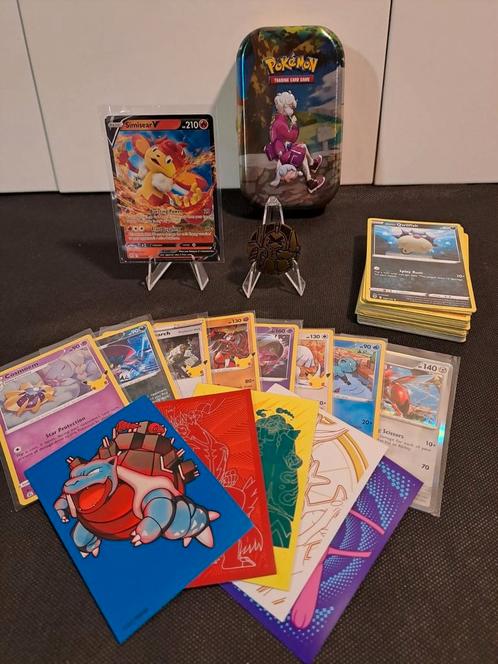 Mini boîte remplie de Pokémon, Hobby & Loisirs créatifs, Jeux de cartes à collectionner | Pokémon, Comme neuf, Enlèvement ou Envoi