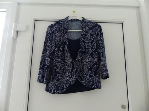 Feestelijke paarse bolero - medium, Kleding | Dames, Jasjes, Kostuums en Pakken, Zo goed als nieuw, Jasje, Maat 38/40 (M), Paars
