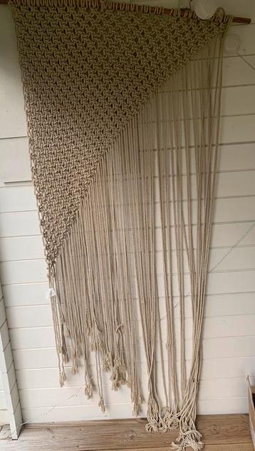 Deurgordijn of wanddecoratie VAN EECKHOUT beschikbaar voor biedingen