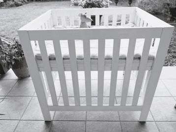 Parc prénatal pour bébés avec matelas et tapis de parc