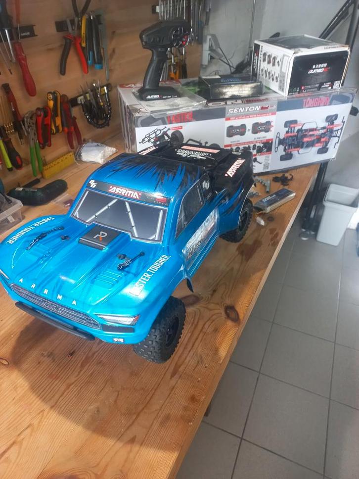 Arrma Senton 3s 4x4, Hobby en Vrije tijd, Modelbouw | Radiografisch | Auto's, Zo goed als nieuw, Auto offroad, Elektro, Schaal 1:10