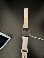Apple watch series 3, Handtassen en Accessoires, Smartwatches, Ophalen, Gebruikt, IOS, Roze