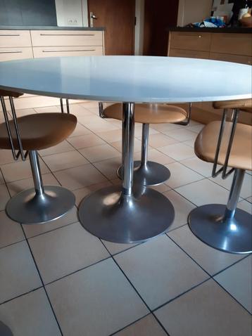 6 pivoterende stoelen zetels skai leder met ronde tafel