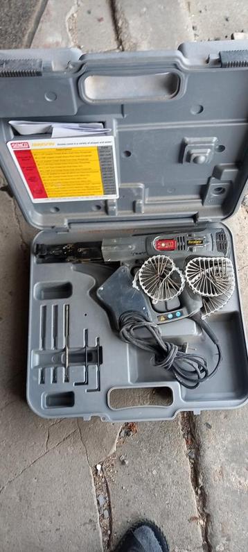 Senco elektrische schroefmachine Duraspin DS275AC+ schroeven beschikbaar voor biedingen