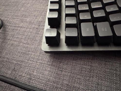 Logitech G513 carbon, Computers en Software, Toetsenborden, Zo goed als nieuw, Azerty, Bedraad, Ergonomisch, Gaming toetsenbord