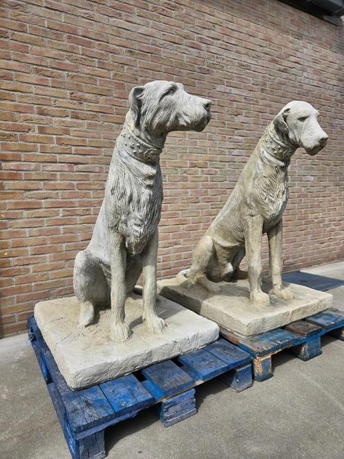 Exclusieve Ierse Wolfshonden nergens te vinden prachtig set!, Jardin & Terrasse, Statues de jardin, Comme neuf, Animal, Autres matériaux