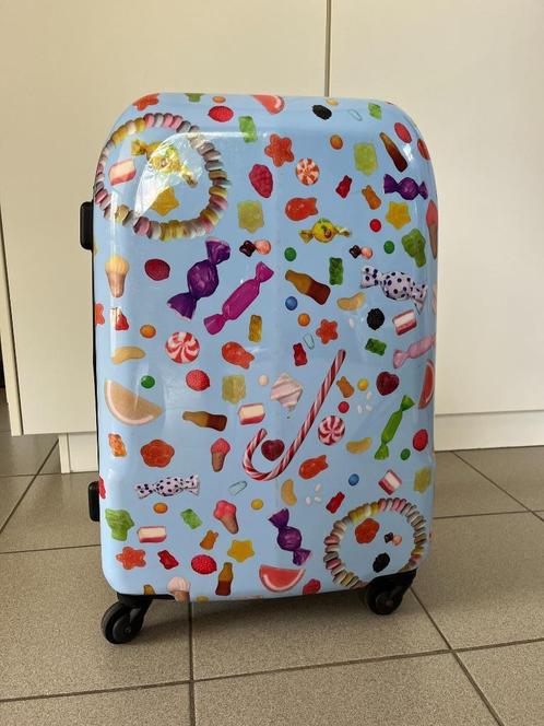 Koffer - lichtblauw vrolijk motief - H 58  B 40 D 25, Handtassen en Accessoires, Koffers, Gebruikt, Hard kunststof, 50 tot 60 cm