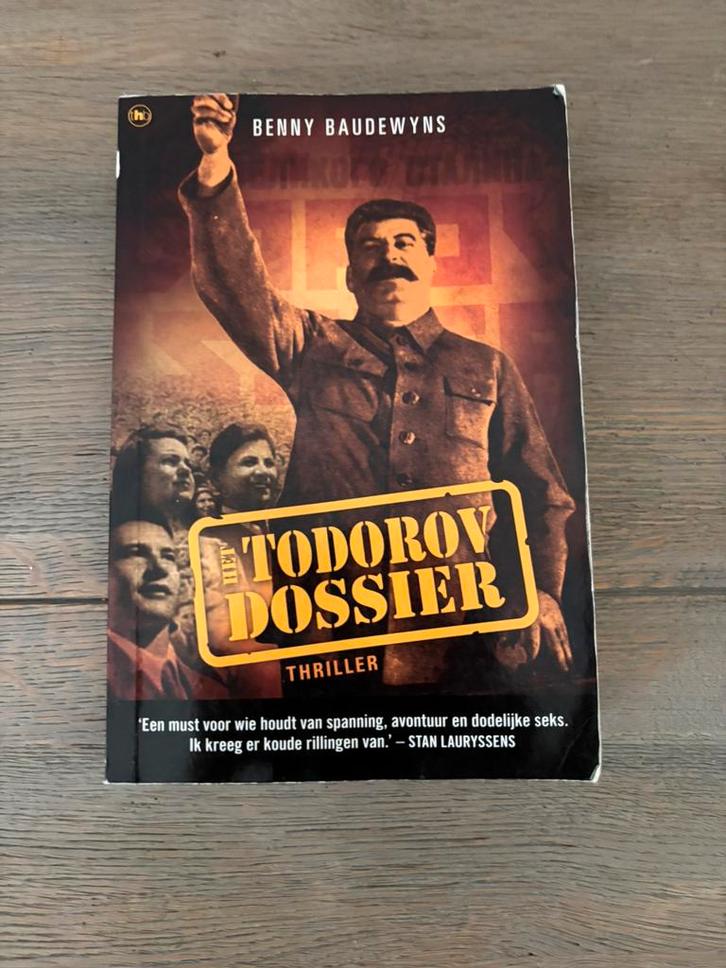 Benny Baudewyns - Het Todorov Dossier, Boeken, Thrillers, Zo goed als nieuw, België, Ophalen of Verzenden