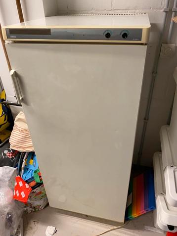 Diepvriezer Zannussi 140cm beschikbaar voor biedingen