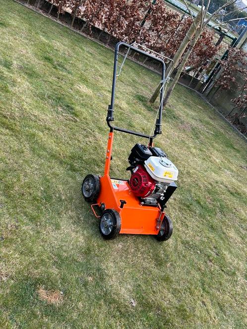ELIET E401 verticuteermachine te huur., Tuin en Terras, Verticuteermachines, Zo goed als nieuw, Benzine, Ophalen