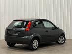 - Ford Fiesta - 1.3 Benzine - 90.000km - BJ 2003 - 44KW, Voorwielaandrijving, 1299 cc, Stof, 4 cilinders