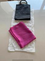 roze sjaal van modezaak Tip de Bruin Amsterdam, Ophalen of Verzenden, Zo goed als nieuw, Sjaal