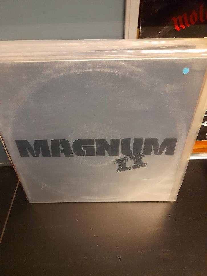 lp - magnum - magnum II - vak 9, Cd's en Dvd's, Vinyl | Hardrock en Metal, Gebruikt, Ophalen of Verzenden