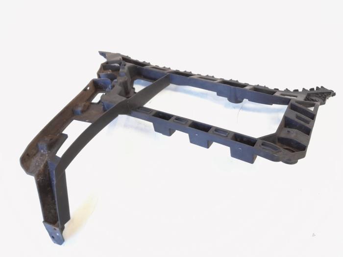 Support pare-chocs arrière gauche d'un Volkswagen Jetta, Autos : Pièces & Accessoires, Carrosserie & Tôlerie, Volkswagen, Utilisé