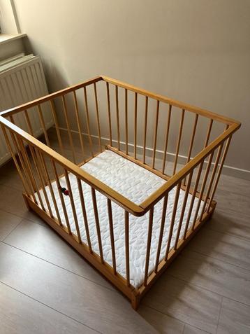 Babypark inklapbaar beschikbaar voor biedingen