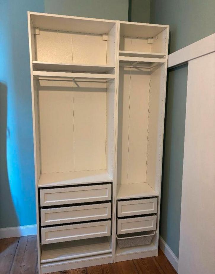 Ikea pax 125x32x236 portes vikanes et miroir, Maison & Meubles, Armoires | Penderies & Garde-robes, Comme neuf, Enlèvement