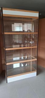 Glazen vitrinekast met schuifdeuren, kan gedemonteerd worden, Met plank(en), Gebruikt, Moderne vitrinekast, Glas