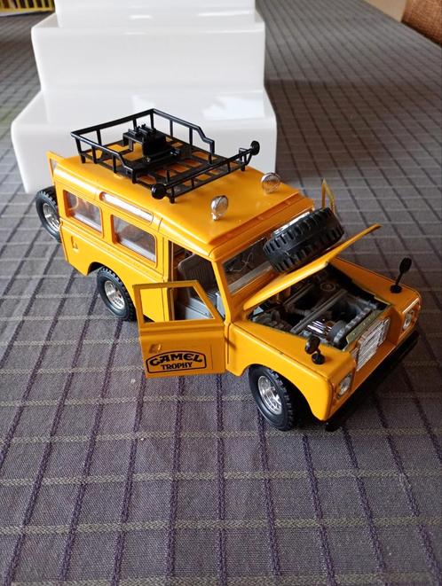 Land Rover Camel Trophy, Hobby en Vrije tijd, Modelauto's | 1:24, Zo goed als nieuw, Ophalen of Verzenden