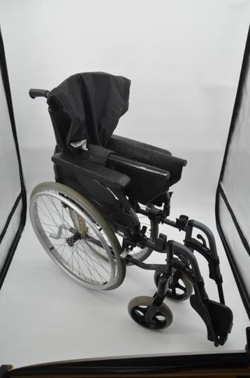 Chaise roulante handicapé Invacare action 3