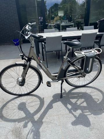 Fiets Giant Twist comfort double (niet werkend), Enlèvement, Utilisé, 30 à 50 km par batterie, Giant